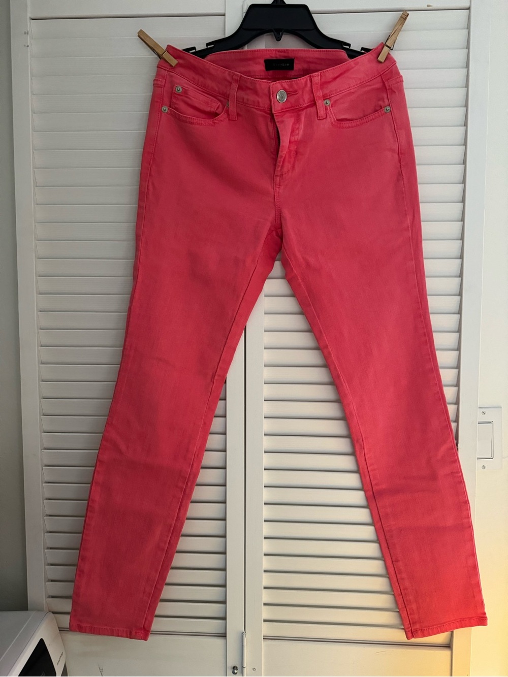 Women’s bebe Skinny Jeans size 28